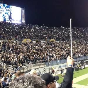 Meet your Posher, Justin